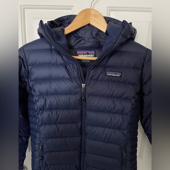 Womens Patagonia Hooded Down Sweater - Picture 10 of 11